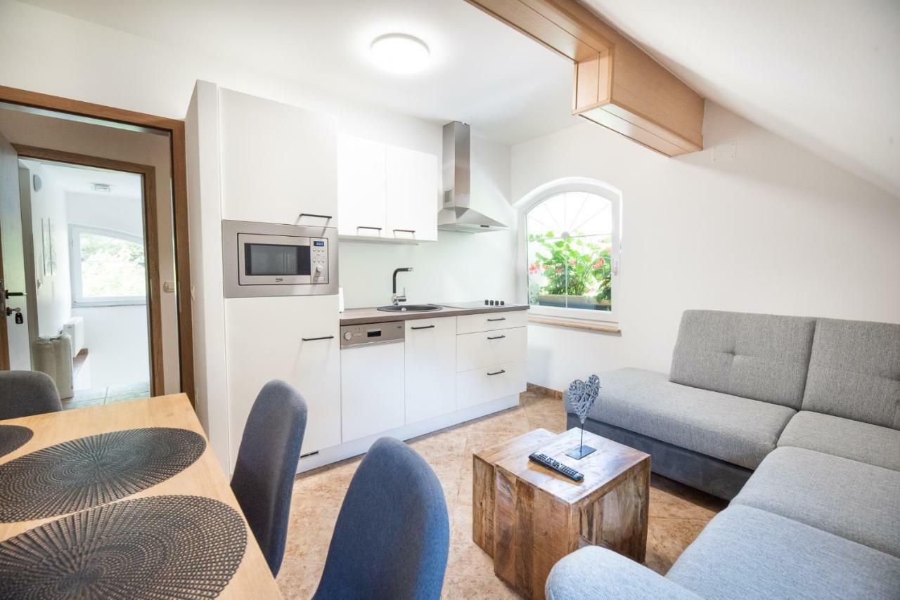 Apartments Grad Kamen Begunje na Gorenjskem Buitenkant foto