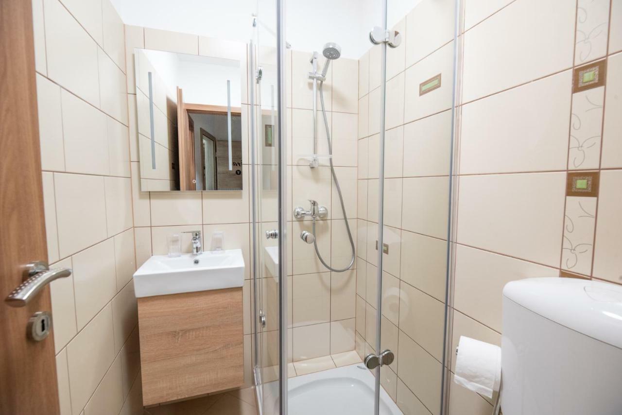 Apartments Grad Kamen Begunje na Gorenjskem Buitenkant foto